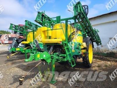 John Deere 732I/27M Tažené postřikovače