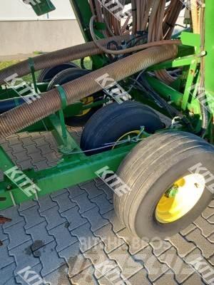 John Deere 740A Mechanické secí stroje
