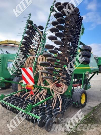John Deere 740A 9M Mechanické secí stroje