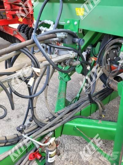 John Deere 740A 9M Mechanické secí stroje