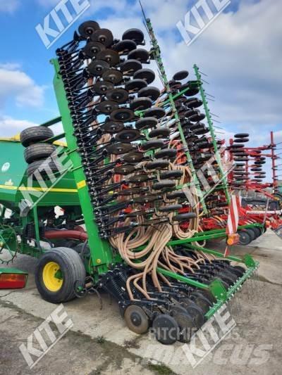 John Deere 740A 9M Mechanické secí stroje