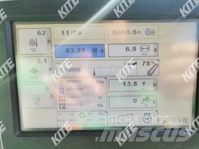 John Deere 8360R Traktory