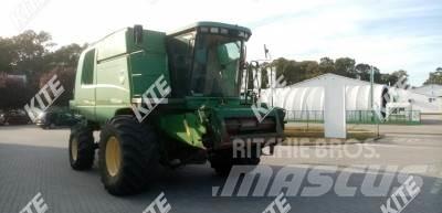 John Deere 9680 WTS Sklízecí mlátičky