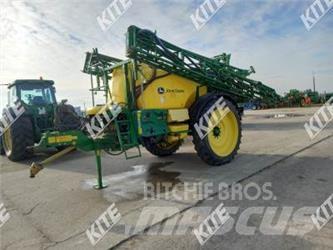 John Deere M740i Tažené postřikovače