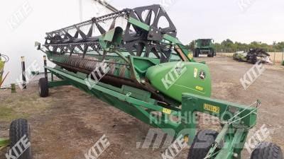 John Deere S670 Sklízecí mlátičky
