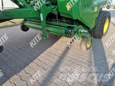 John Deere V451 R Lis na válcové balíky