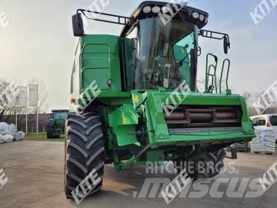 John Deere W650 Sklízecí mlátičky