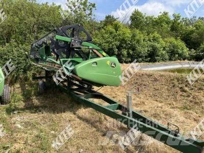 John Deere W650 Sklízecí mlátičky