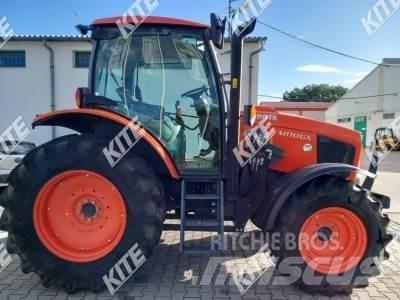 Kubota M110 GX Traktory