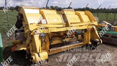 New Holland MF 875W Kombajnové hlavice