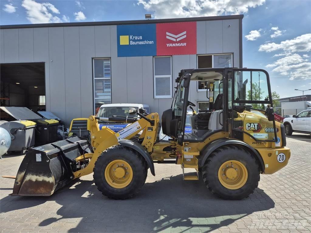 CAT 908 M Kolové nakladače