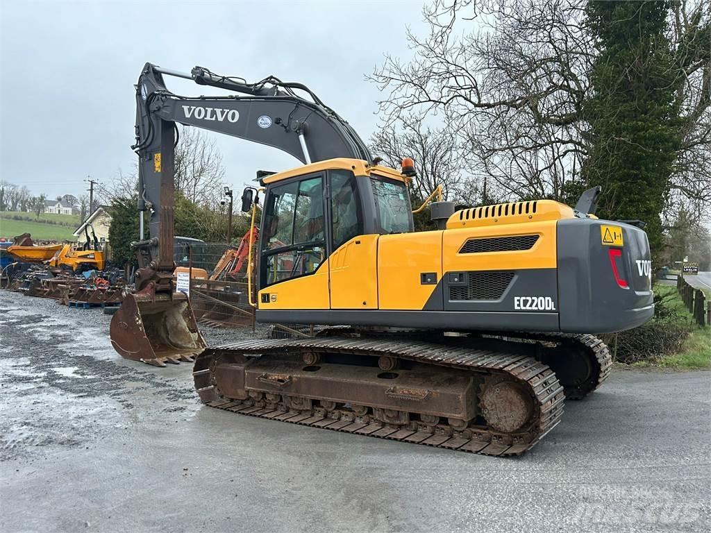Volvo EC220DL Pásová rýpadla
