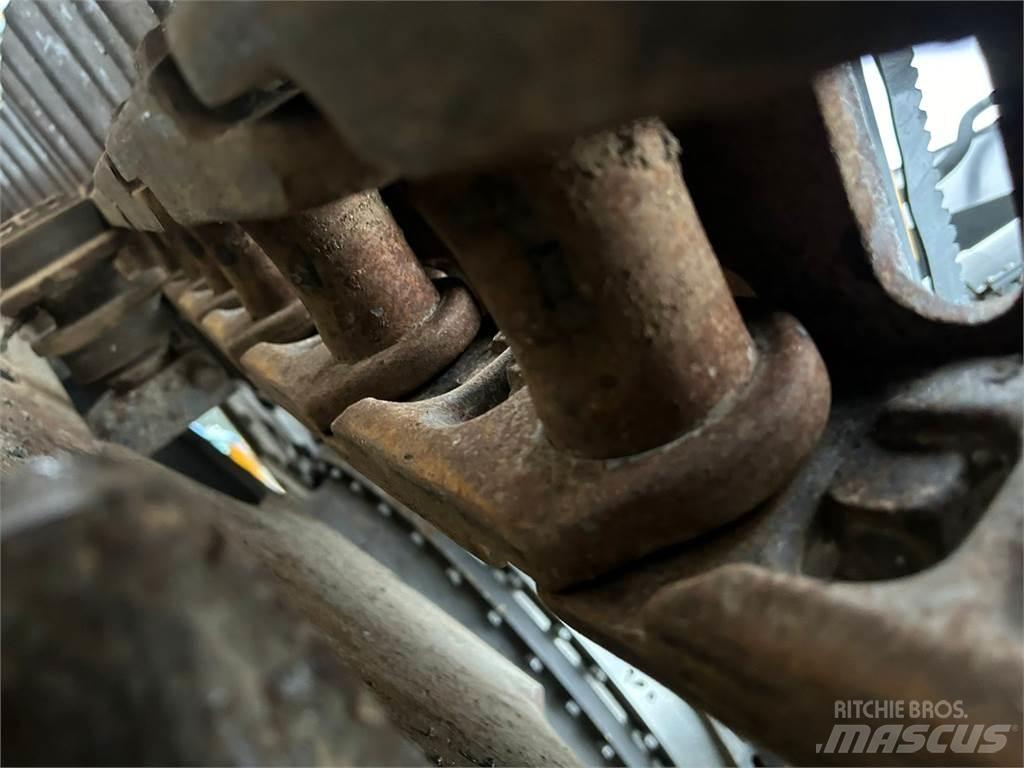 Volvo EC220DL Pásová rýpadla