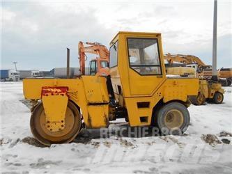 Bomag BW-161AC Tandemové válce