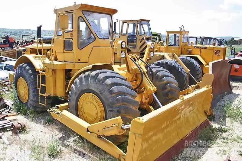 CAT 824B Kolové dozery