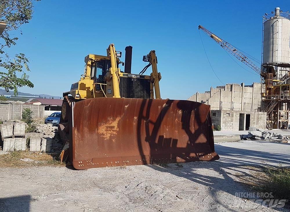 CAT D11N Pásové dozery
