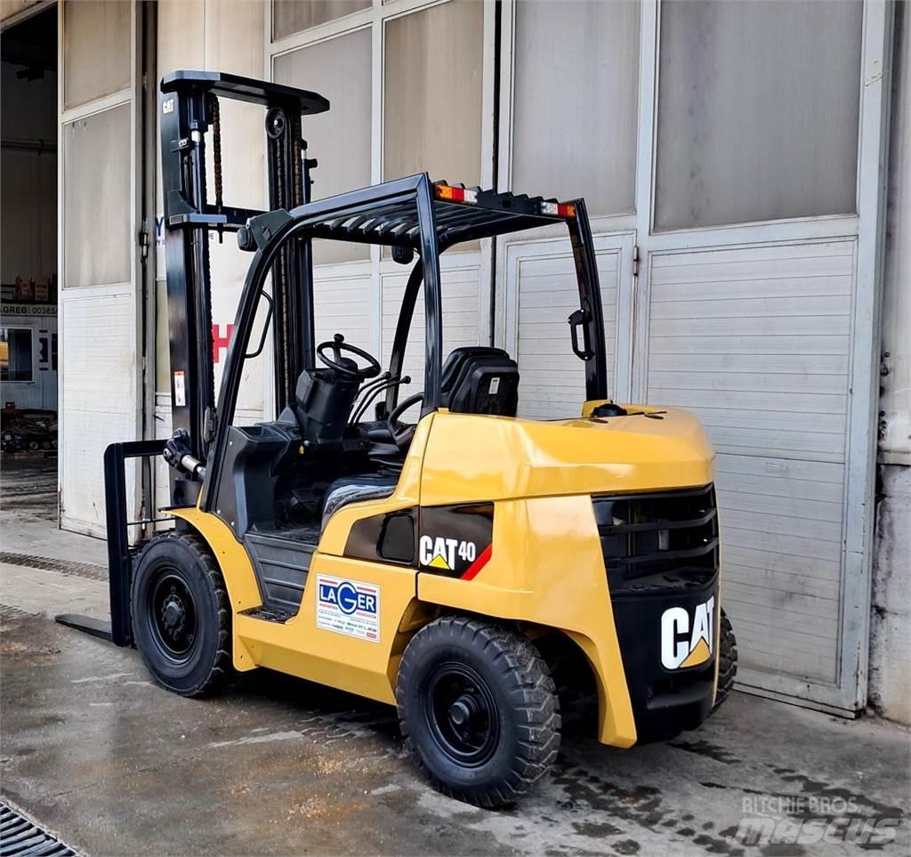 CAT DP40NT Dieselové vozíky
