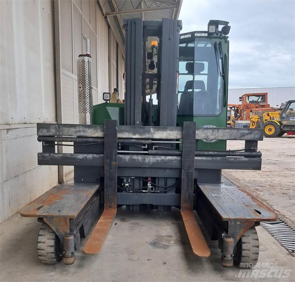 Combilift C3000 LPG vozíky