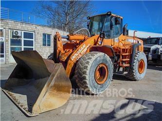 Doosan DL400 Kolové nakladače