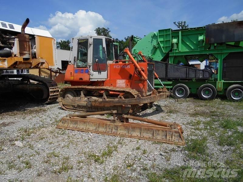 Fiat-Hitachi FD-145-1T Pásové dozery