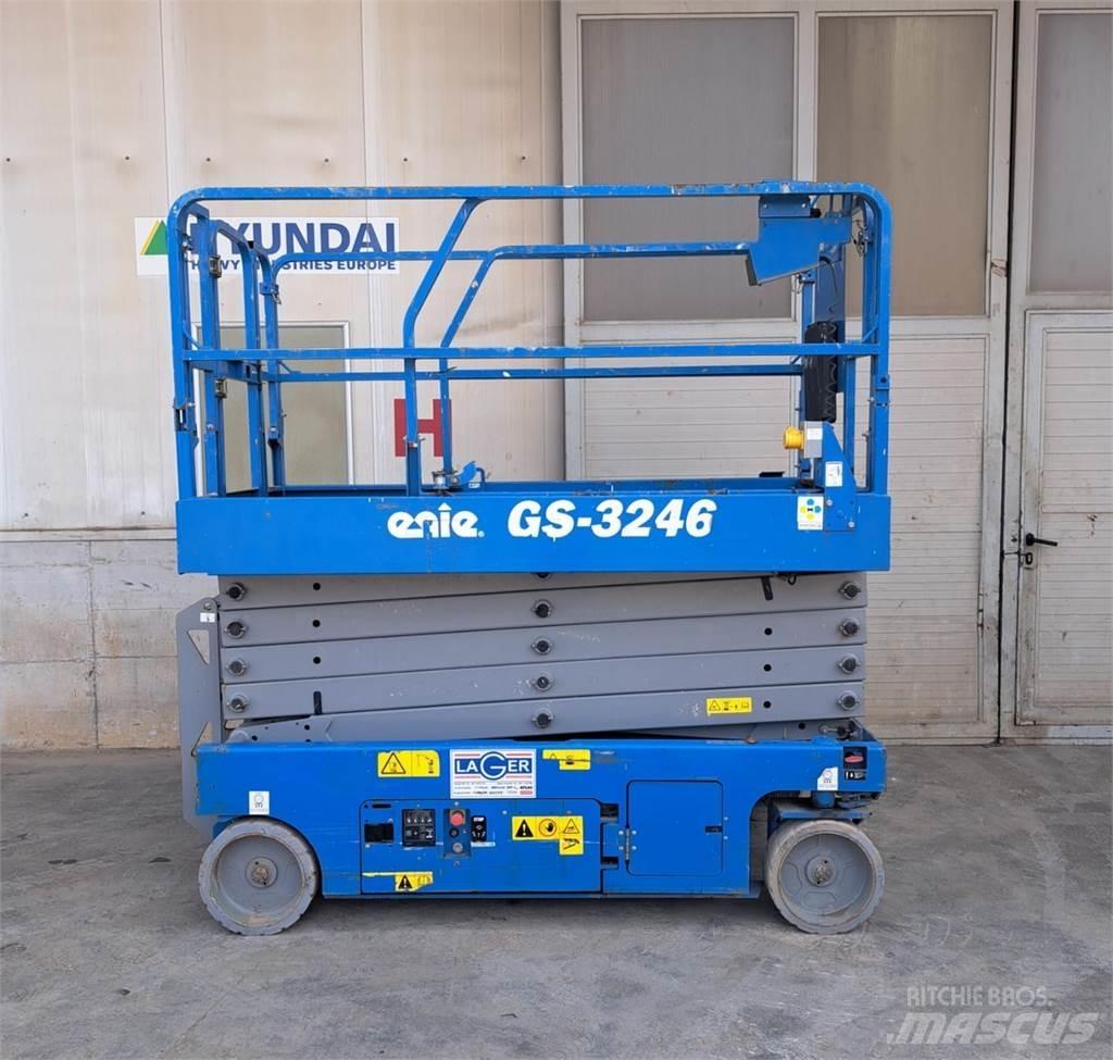 Genie GS3246 Kloubové plošiny