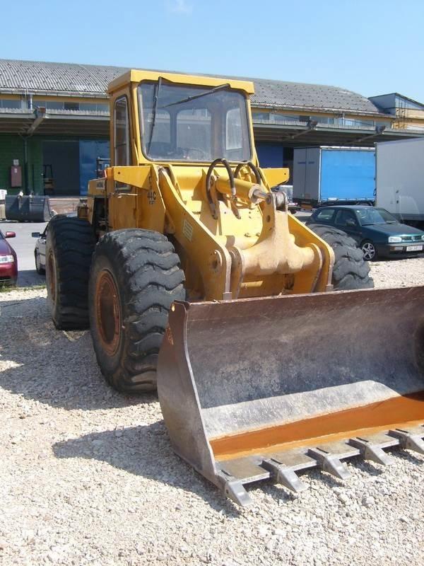 Hanomag 44C Kolové nakladače