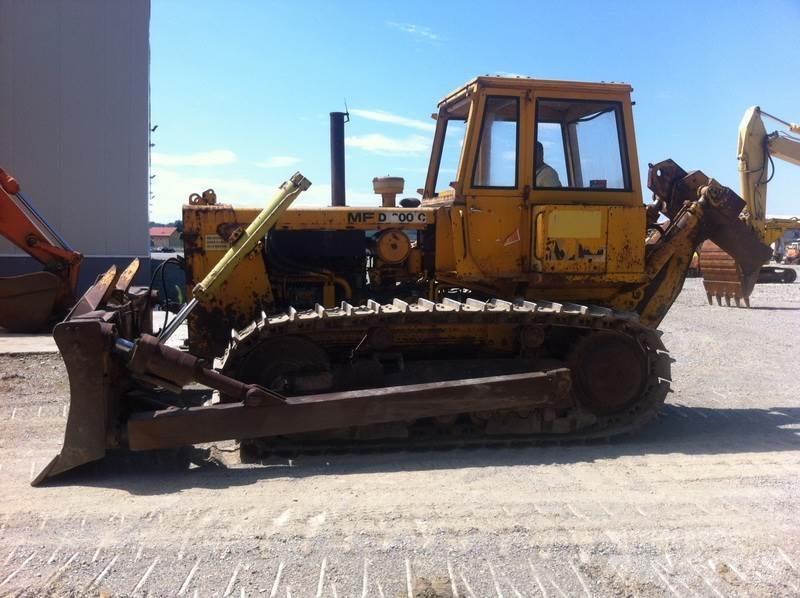 Hanomag D600 Pásové dozery