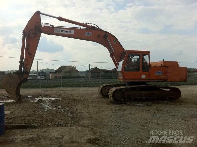 Hitachi UH 103 Pásová rýpadla