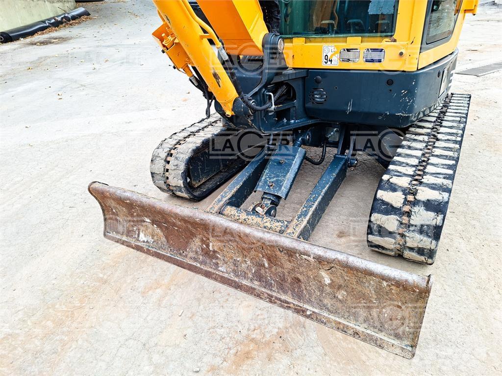 Hyundai 35Z-9 Mini rýpadla < 7t