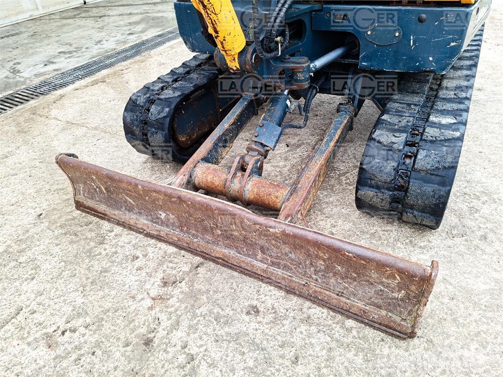 Hyundai 60CR-9 Mini rýpadla < 7t