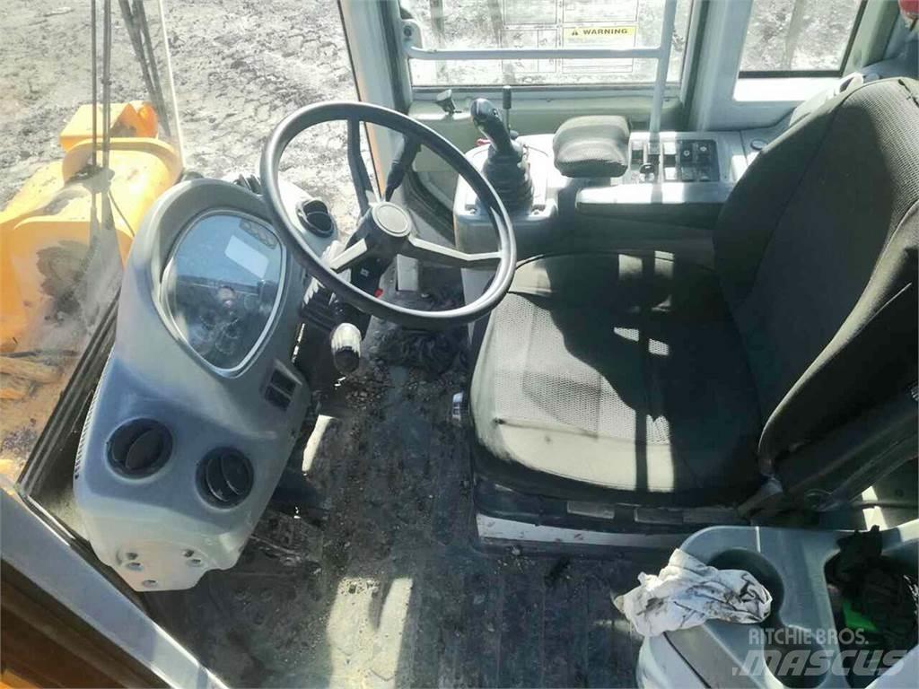 Hyundai HL770-7 Kolové nakladače