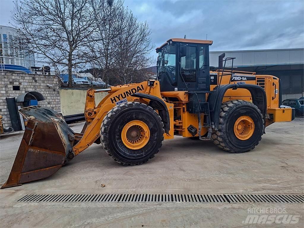 Hyundai HL780-9A Kolové nakladače