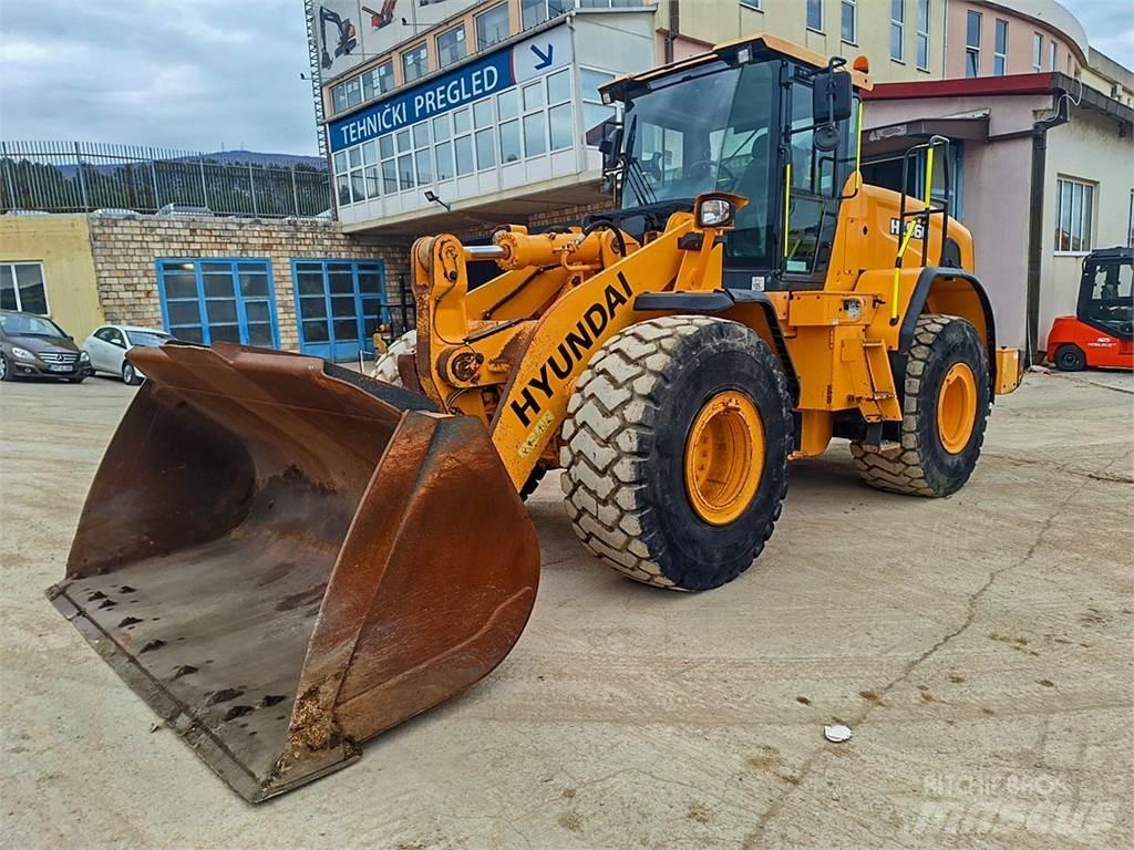 Hyundai HL960 Kolové nakladače