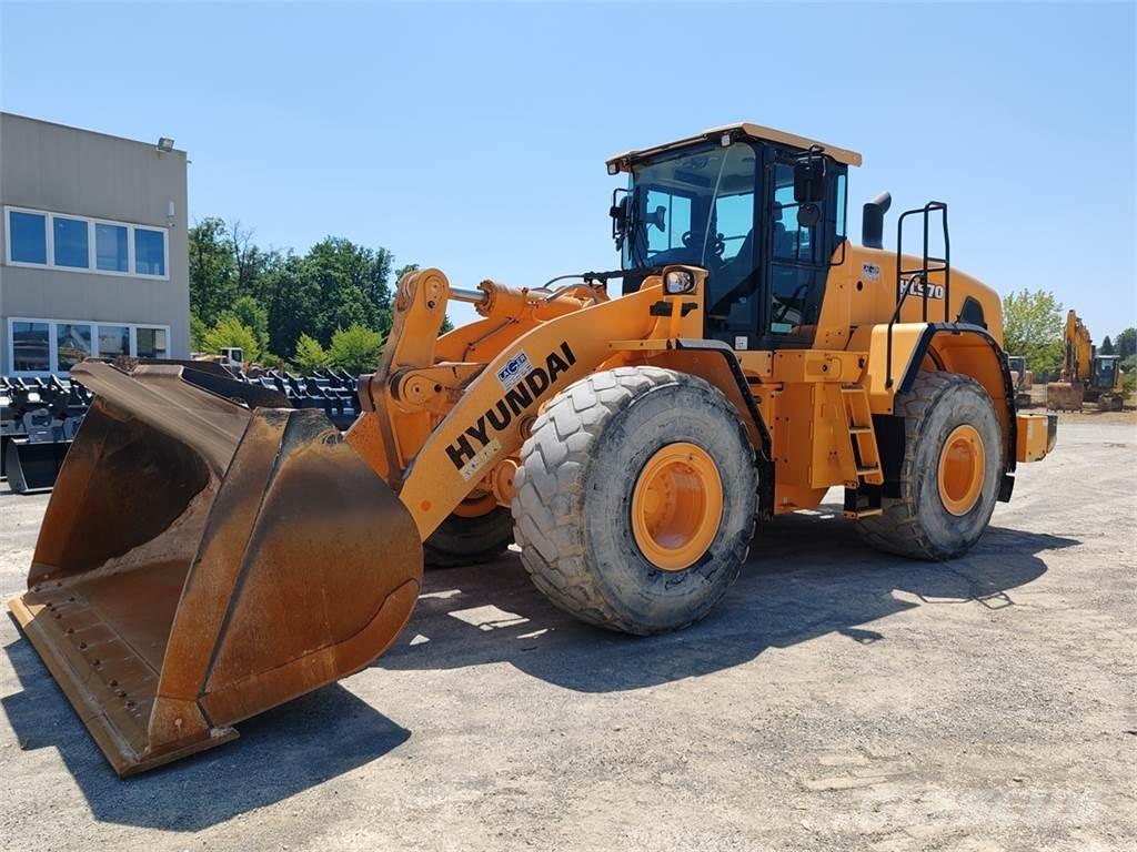Hyundai HL970 Kolové nakladače