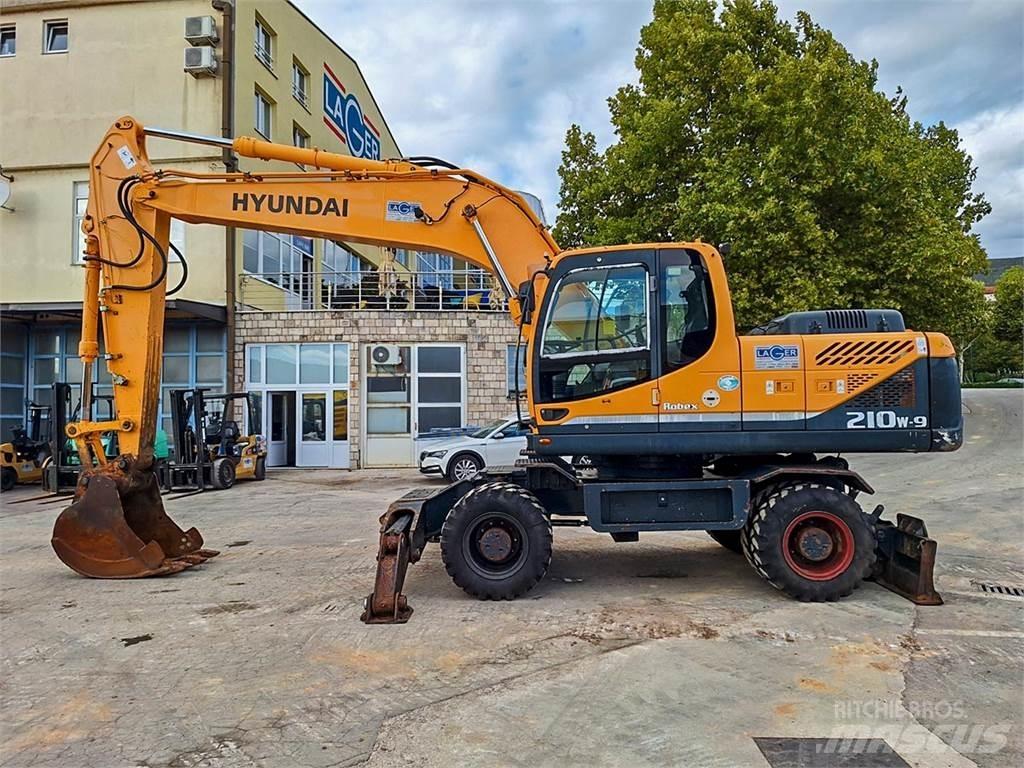 Hyundai R210W-9 Kolová rýpadla