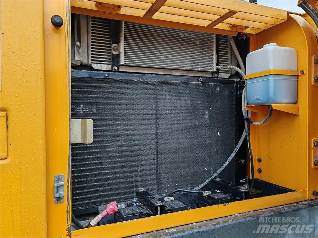 Hyundai R250NLC-7A Pásová rýpadla