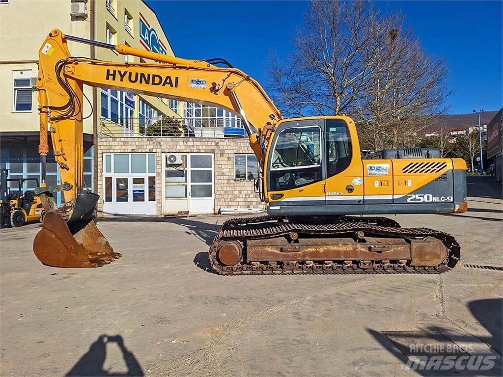 Hyundai R250NLC-9 Pásová rýpadla