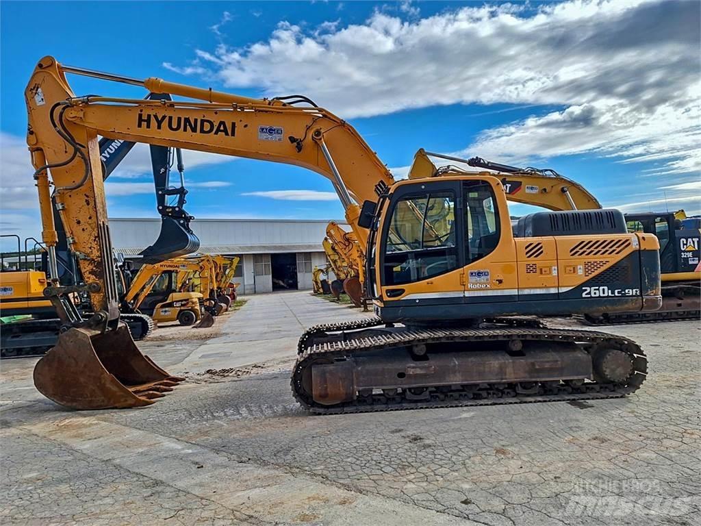 Hyundai R260LC-9A Pásová rýpadla