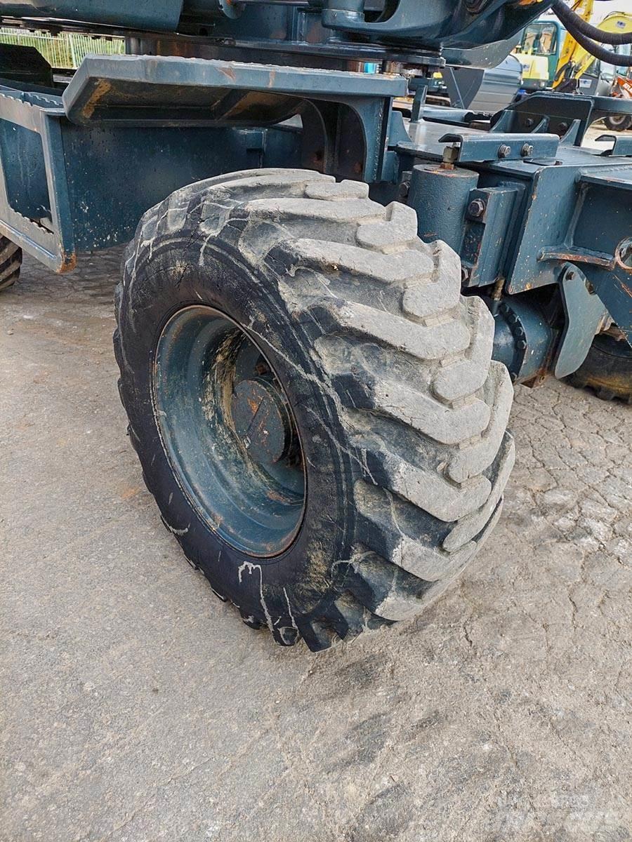 Hyundai R55W-9 Mini rýpadla < 7t