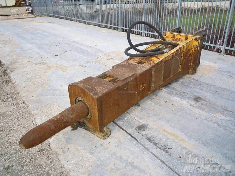 Indeco HP7000 Hydraulická beranidla na zatloukání pilotů