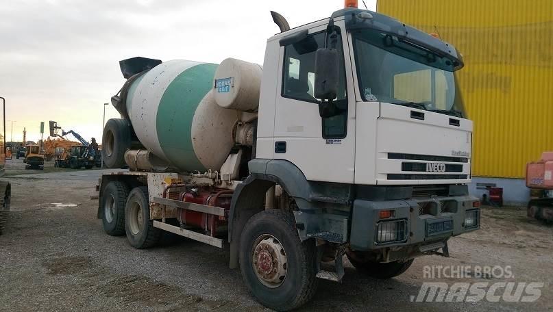 Iveco EUROTRAKKER MP380 Domíchávače betonu