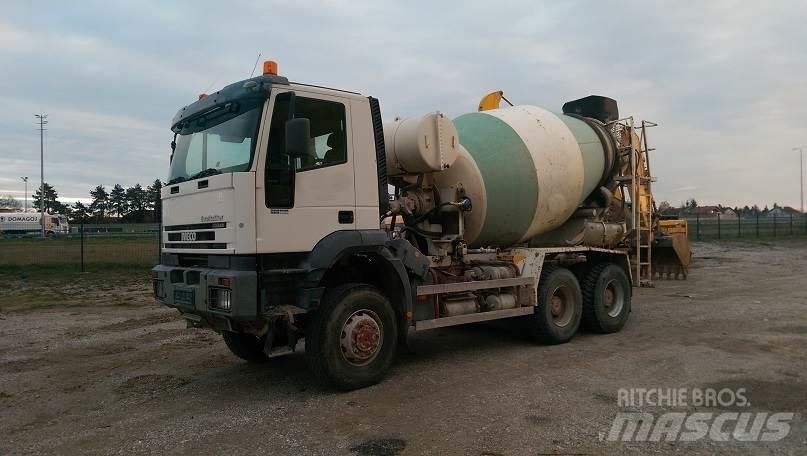 Iveco EUROTRAKKER MP380 Domíchávače betonu