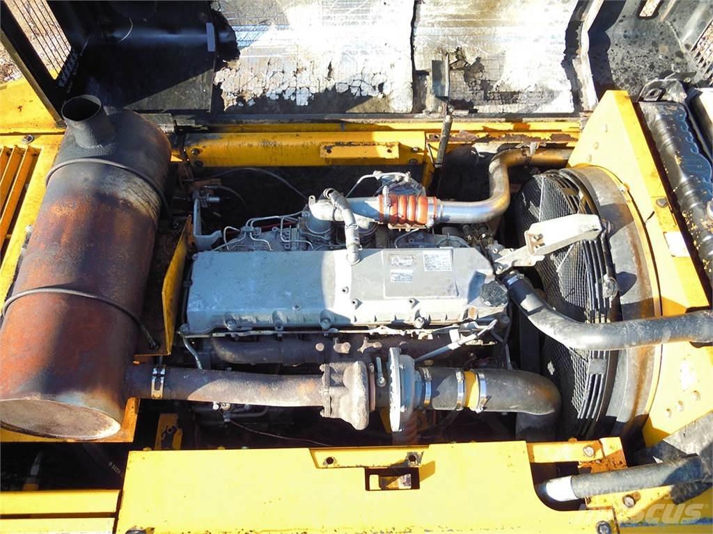 JCB JS330 Pásová rýpadla