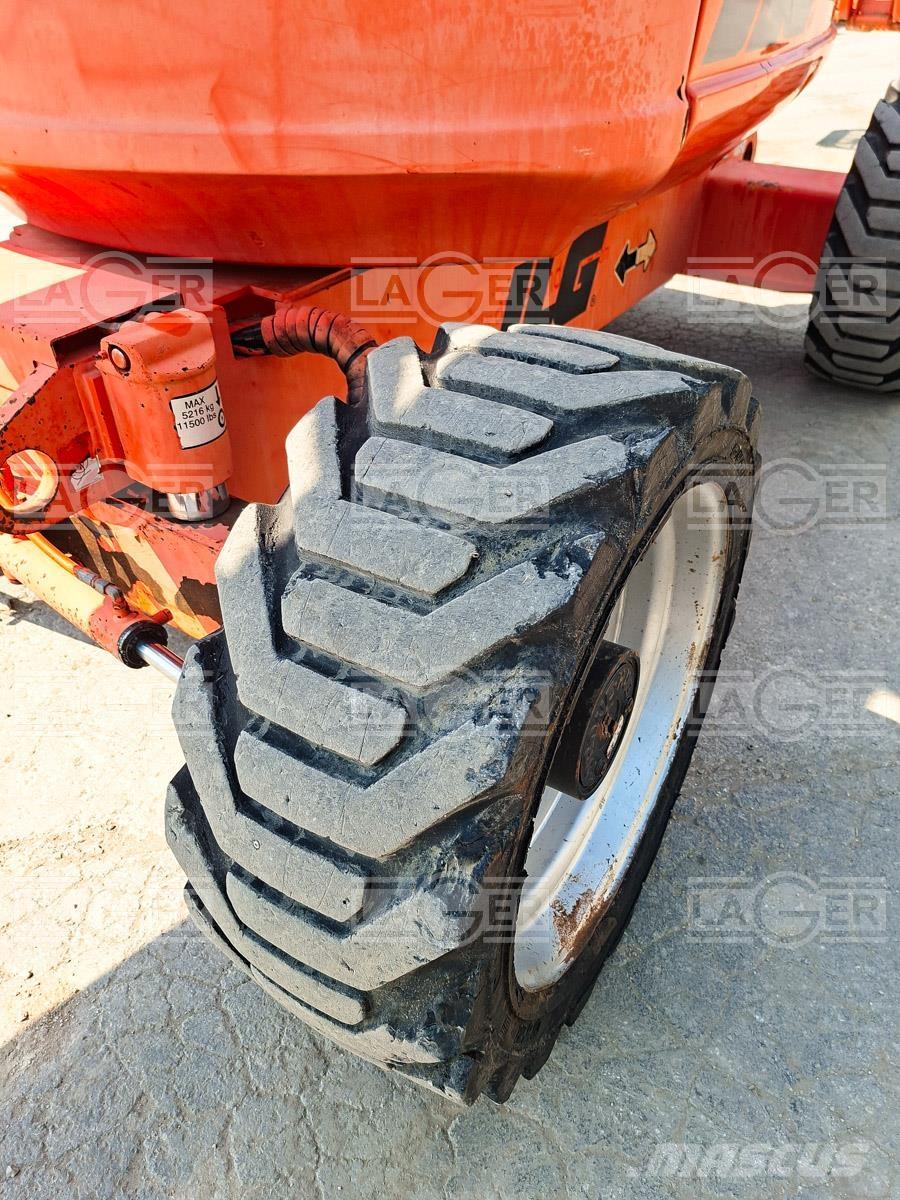 JLG 600AJ Kloubové plošiny