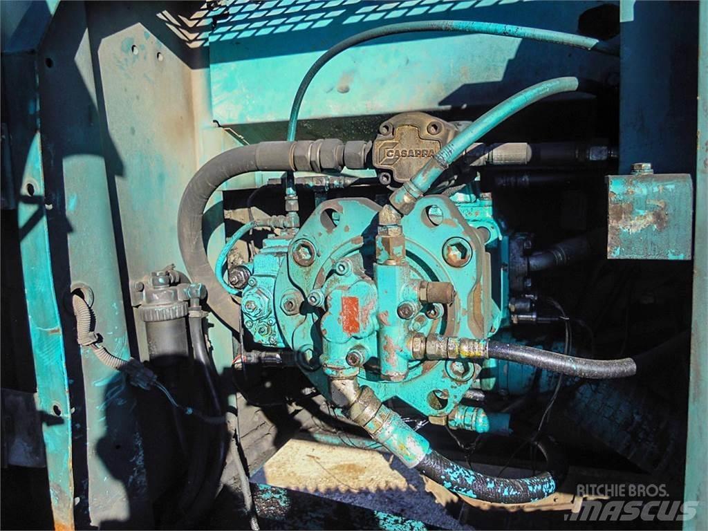 Kobelco SK250NLC-6 Pásová rýpadla