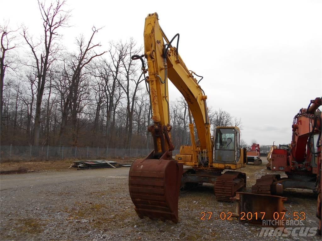 Komatsu PC400LC-5 Pásová rýpadla