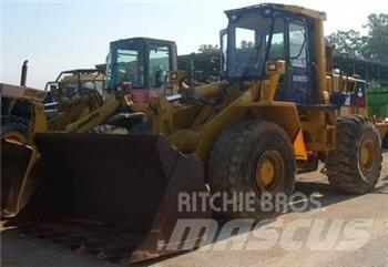 Komatsu WA350 Kolové nakladače