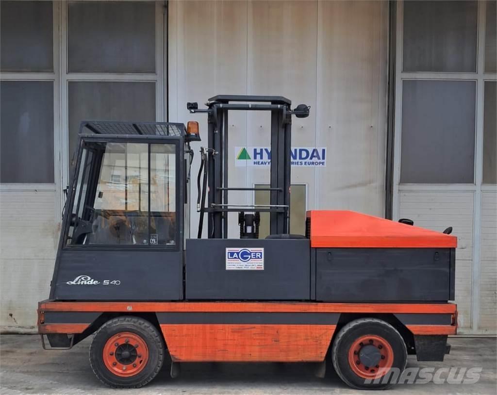 Linde S 40 Vysokozdvižný vozík s bočním ložením