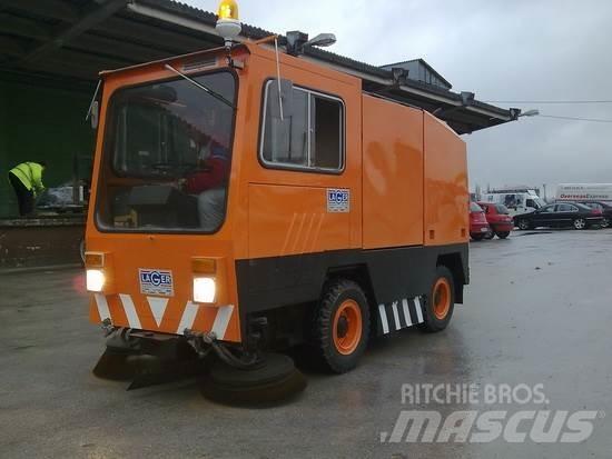 Mfh 2100D Zametací vozy