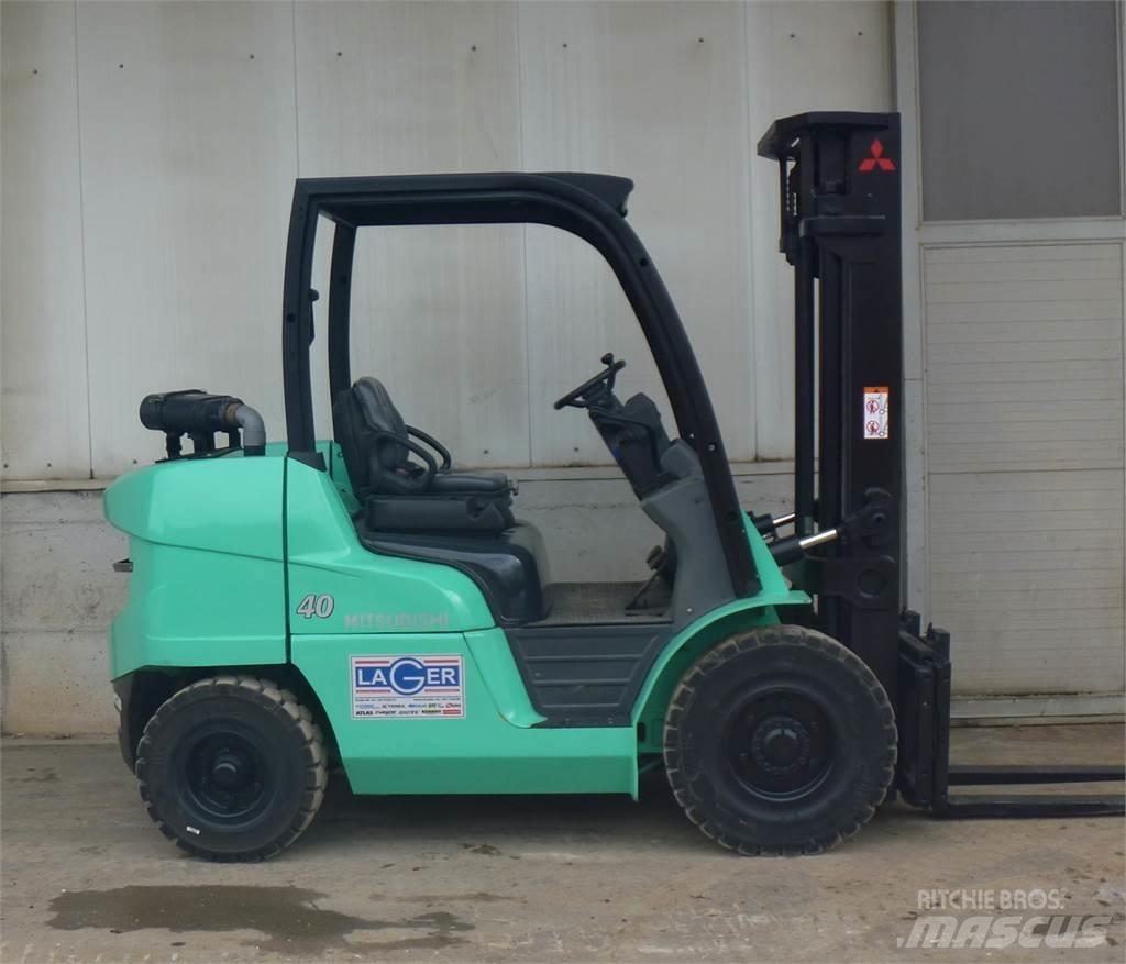 Mitsubishi FD40N Dieselové vozíky